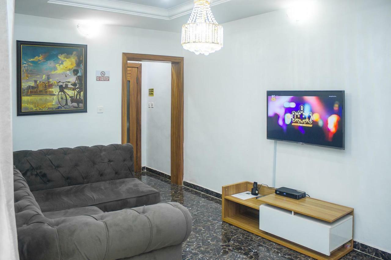 24/7 Luxury Apartment Lagos Exterior photo